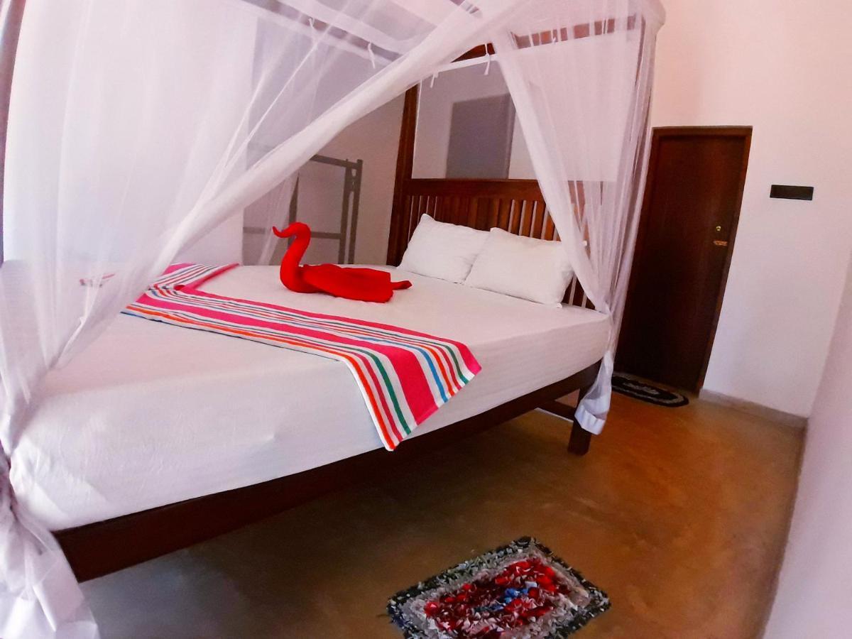 Cashew Villa Hiriketiya Диквелла Экстерьер фото